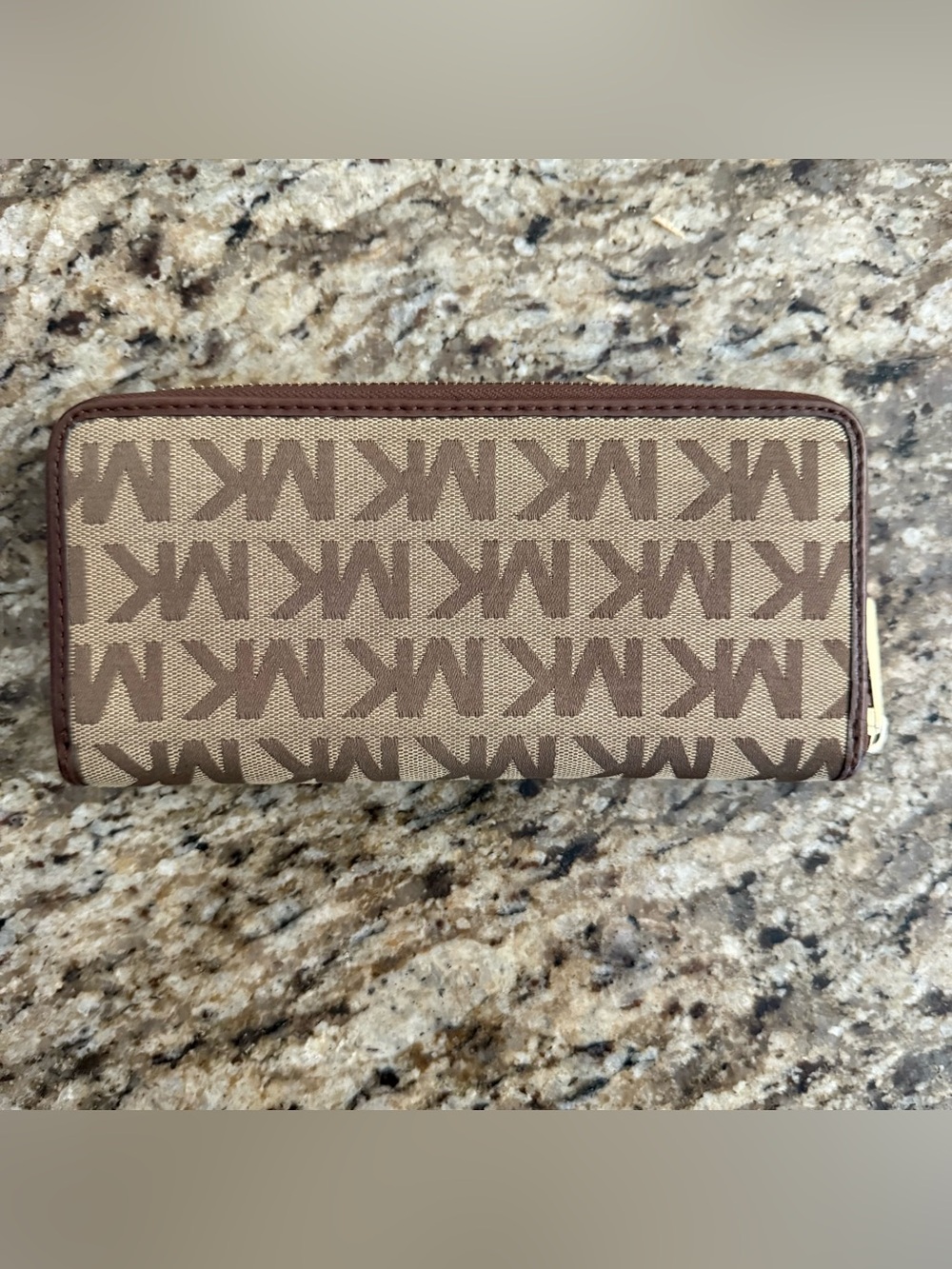 Michael Kors Jet Set Zip Around Wallet Brown Tan MK Logo | iPhone Pro Max Fits - Picture 4 of 4